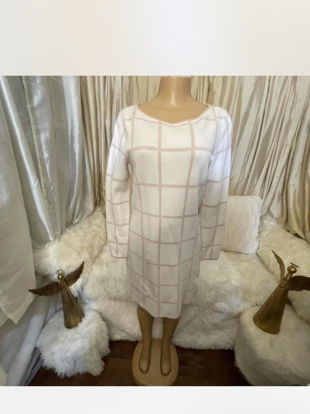 Tahari Cream Sweater Dress with Tan-ish/Pink Windowpane Stripes Size Medium